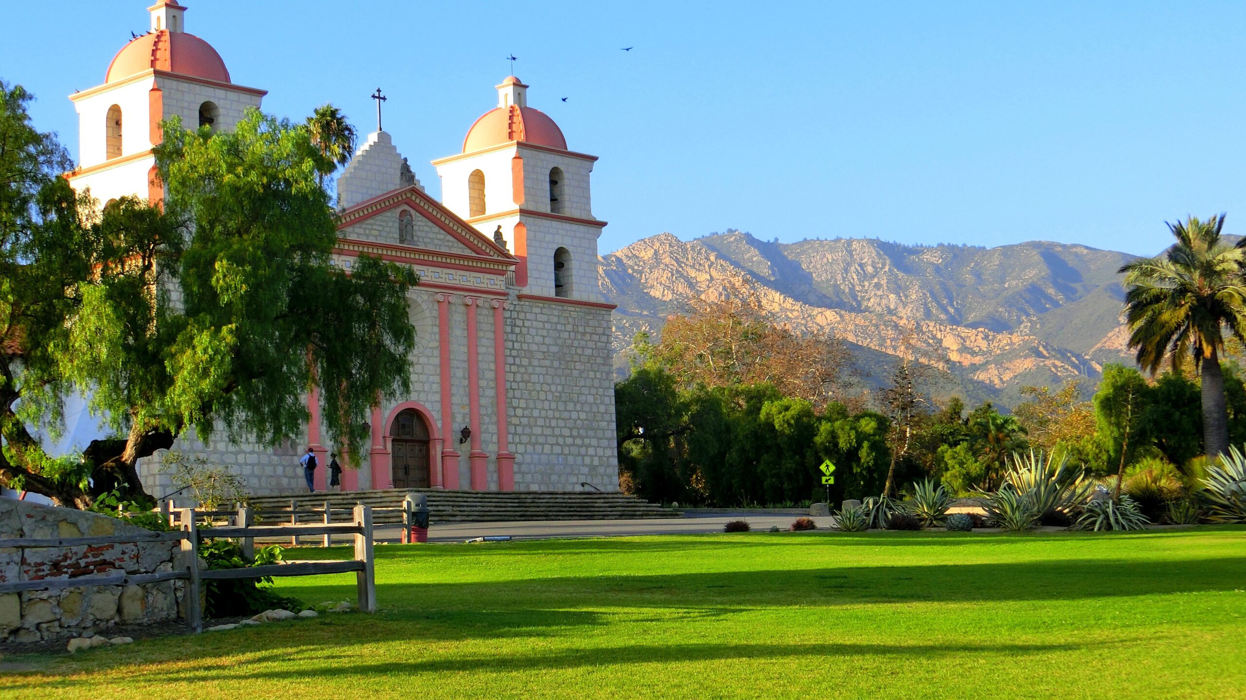 Underrated Spring Beach Destinations: Why you should visit Santa Barbara